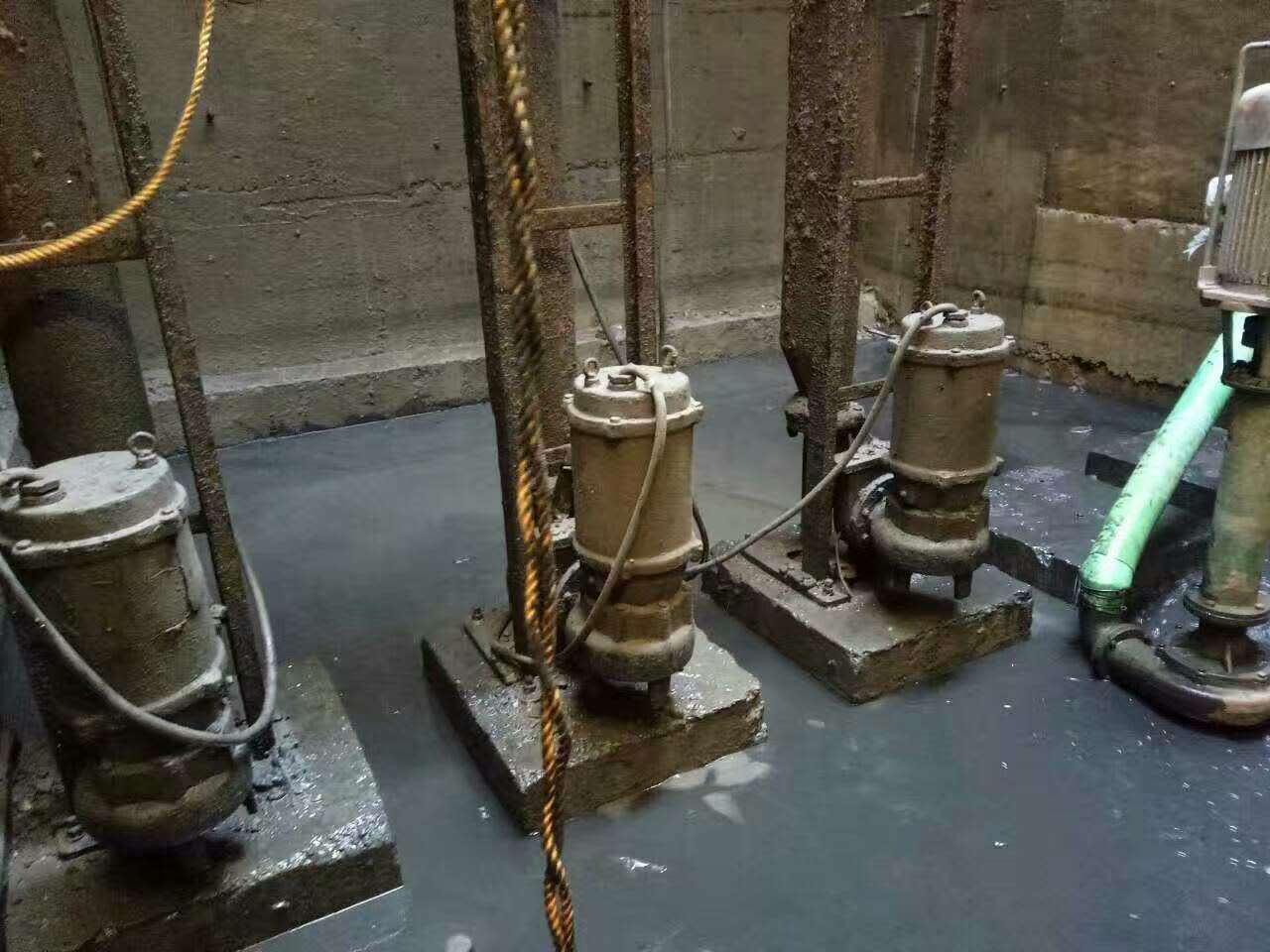 高明污水池清理